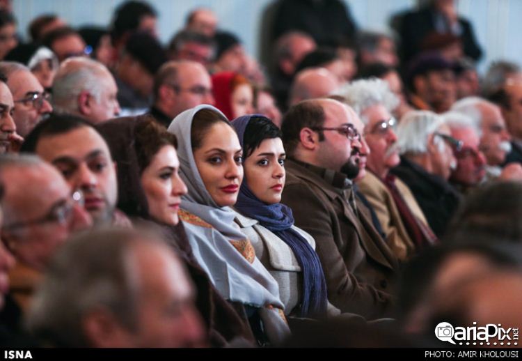 دیدار هنرمندان و بازیگران با رییس جمهور دیدار هنرمندان و بازیگران با رییس جمهور